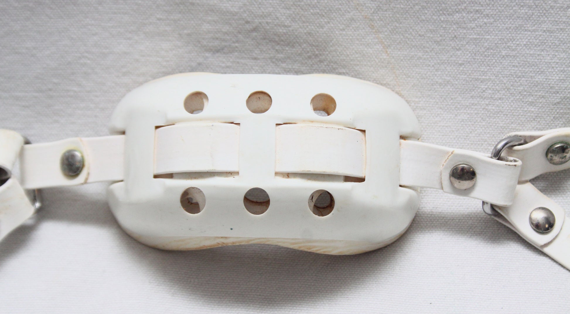 ADAMS Pro 100 High Hook Hard Cup Football Helmet Chinstrap ADAMS Pro 100 High Hook Hard Cup Football Helmet Chinstrap