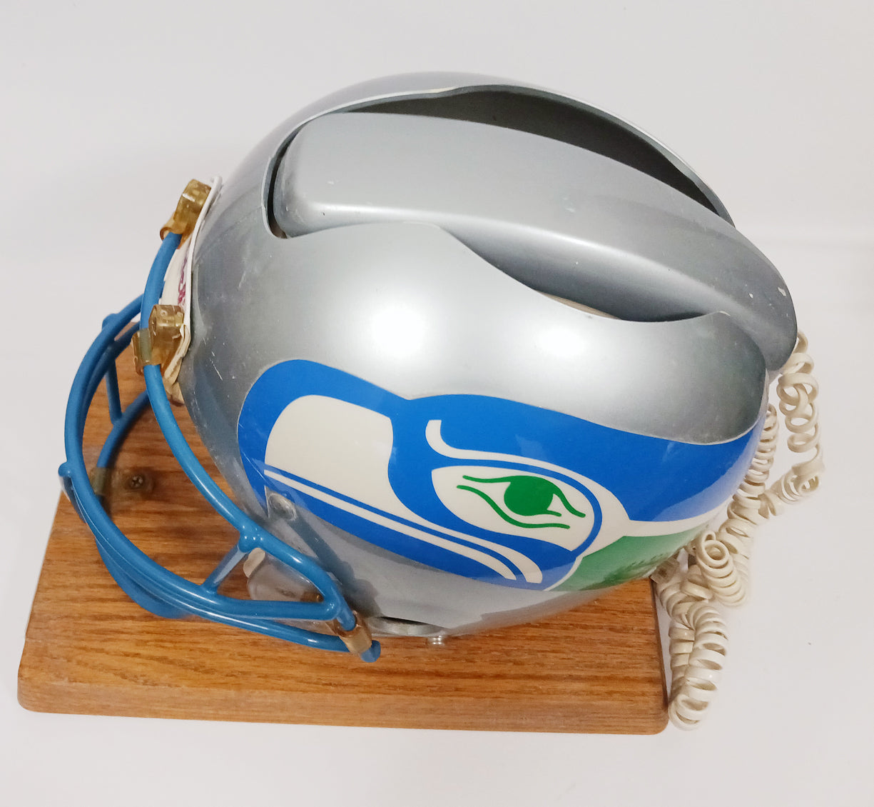 Vintage 1980's Seattle Seahawks Nardi NFL Draft Riddell Helmet Phone