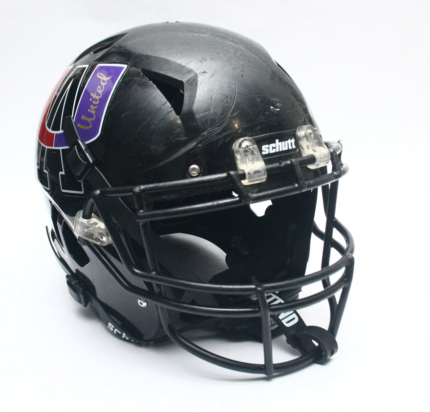 Vintage Game Used Augusta United Dawgs Schutt Vengeance Football Helmet X Large